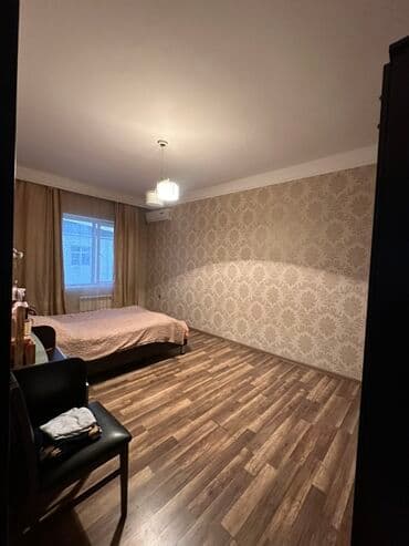 mərdəkanda kirayə ev: Mənzil təsviri Evde 3xanım olacaq hal hazırda 2xanım var 1xanım otağ — 4