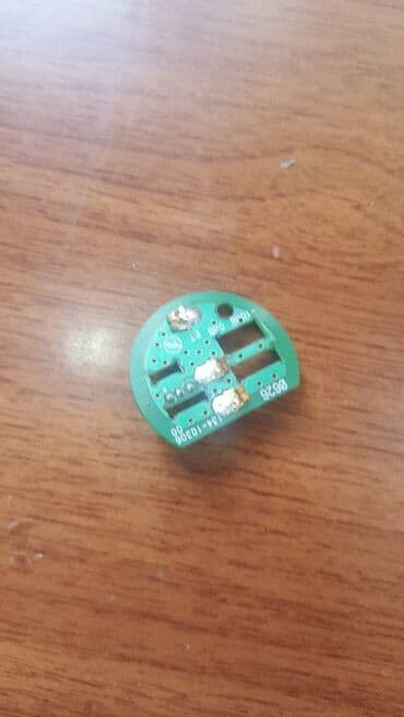 SHURE PGX SM58.Ehtiyyat hissələri .1. knopka yeri korpus-15 2.knopka