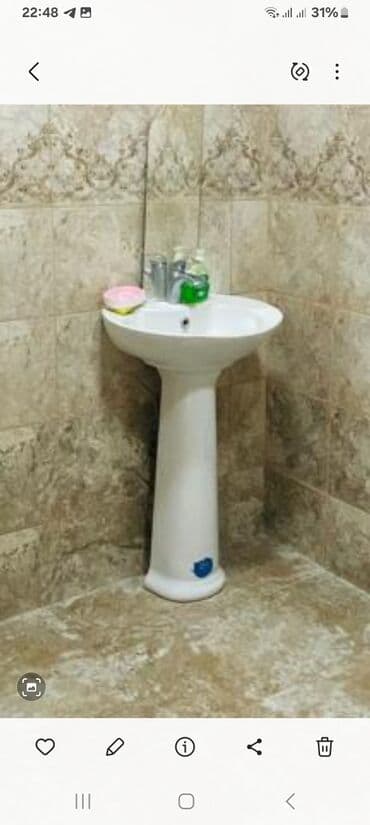 Çanaqlar, tülpanlar: Hamam üçün-Moydadır -Əla vəziyyətdədir+əlavə olaraq üstündə krant