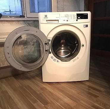 Paltaryuyan maşın Electrolux, 8 kq, Yeni, Avtomat, Qurutmasız, Kredit yoxdur, Ünvandan götürmə