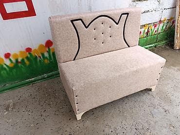 salon divanlar: Balaca Divan Salonlar uçun Uygundur. Hazir Əldə olur. Eni 60sm Uzunu — 6
