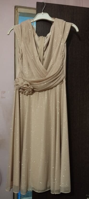 вечерние бежевые платья: Вечернее платье, Миди, M — 1