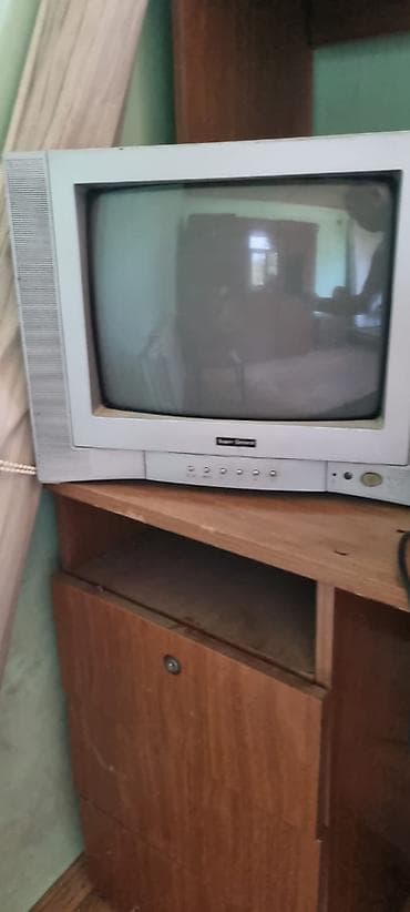 box tv: Super General markalı televizor. İşləyir. Antik bəzək əşyası kimi də — 2