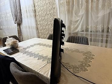 televizoru divara vurmaq ucun: Təcili satılır.
LG LCD televizor — 3