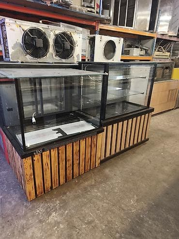 Stend vitrinləri: 130 * 100 * 70, İşlənmiş — 2