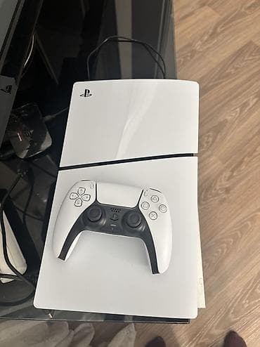 ariston yeni: PS5 1 TB satilir Çox az istifadə olunub istifadə müddəti 50 saatdan — 2