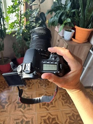 Canon EOS 60D + 18-135mm Tam işləkdir, Heç bir problemi yoxdur — 1