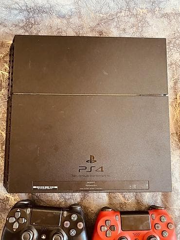 iphone 11 satilir: Sony PlayStation 4 (PS4) oyun konsolu dəsti Dəst tərkibi: - PS4 — 5