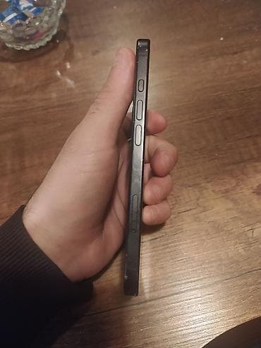 iphones 6 s: IPhone 16, 128 GB, Qara, Face ID — 4