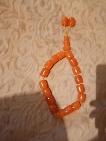 Narıncı rəngli təsbeh-kəhraba tozundan - Material: parlaq səthli