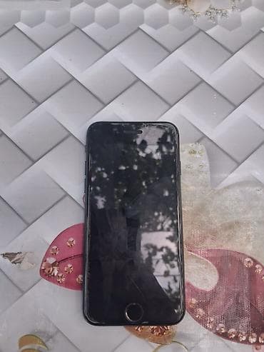 IPhone 7, 128 GB, Qara, Barmaq izi