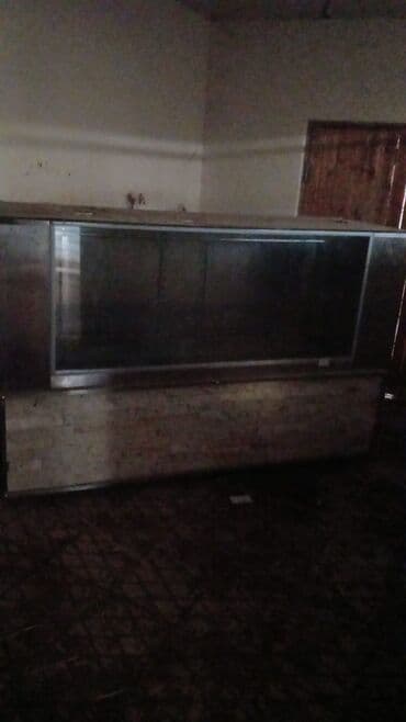 ikinci el soyuducular: Mağaza/iaşə avadanlıqları satılır: - 3 qapılı şüşə vitrin soyuducu — 2