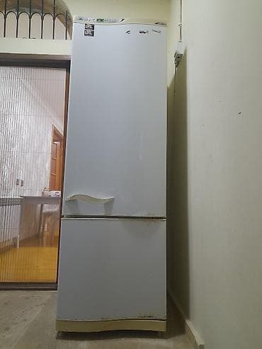 utu alti: İki qapılı soyuducu (aşağıda dondurucu) - Üst bölmə: əsas soyutma — 1