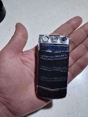 ayfon telfonu: Vertu Constellation, rəng - Gümüşü — 3