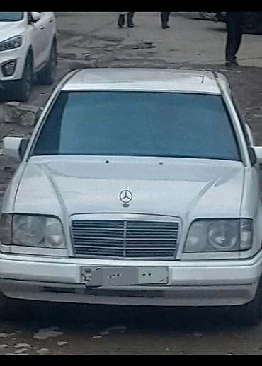 mersedes maşin: Mercedes-Benz W124: 2.5 l | Sedan — 1