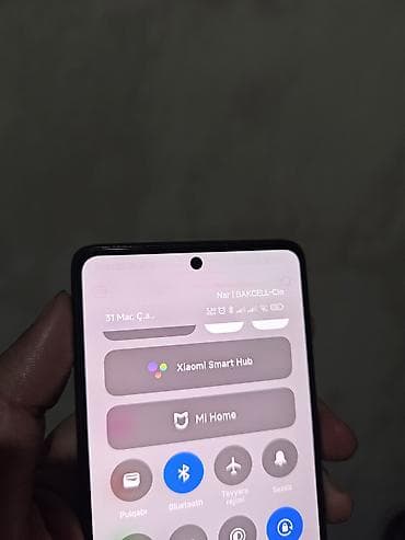 telfolar: Xiaomi 11T, 128 GB, rəng - Qara, 
 İki sim kartlı — 3