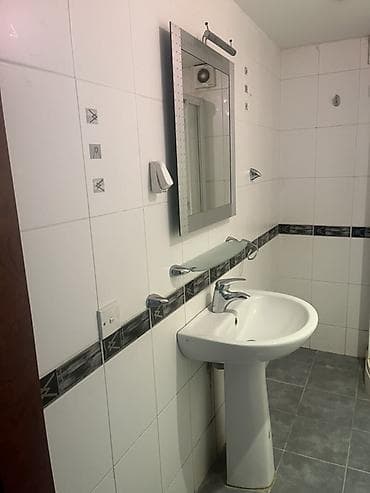 Vanna otağı üçün tam dəst lavaboya quraşdırılan aksesuarlar -