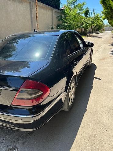 islenmis tekerler type 1 per page 40: Mercedes-Benz E-Class: 2.2 l | 2008 il Sedan — 5