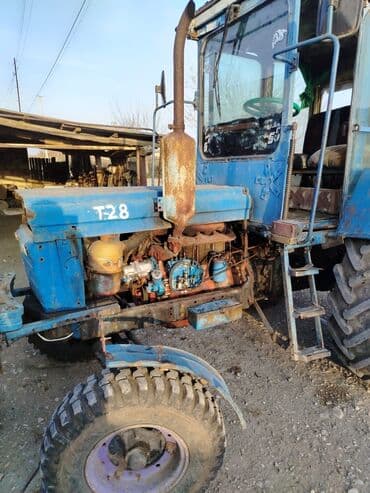 yük masinlari satisi: T-28 traktor - Korpus: Kabinəli, ön və arxa işıqlarla, iki yan güzgü — 4