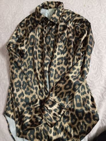 atlas koynekler: Atlas material Baha alınıb hech geyinilmeyib. Ölçü oversize yeni — 1