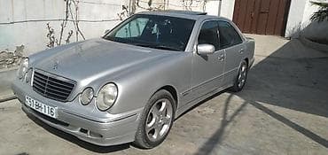 ford transit yanacaq nasosu: Mercedes-Benz E 280: 2.8 l | 2000 il Sedan — 4