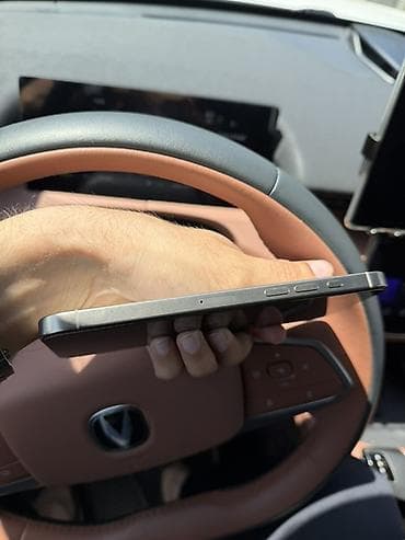 2.el macbook: IPhone 16 Pro Max, 256 GB, Natural Titanium, Simsiz şarj, Face ID, Sənədlərlə — 6