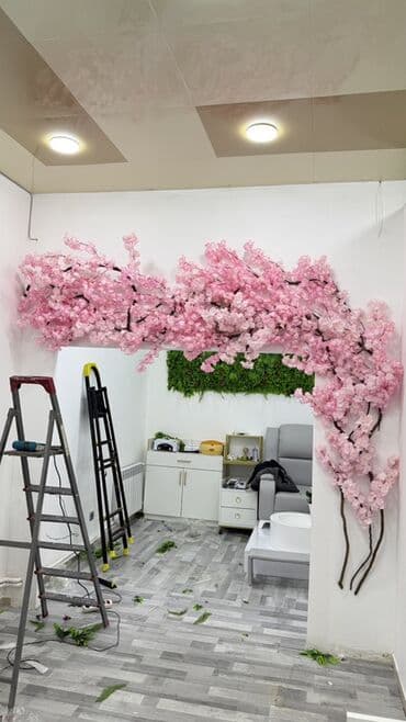 suni gullər: Sakura dekorativ tağ – interyer üçün floristika xidməti - Obyektin — 4