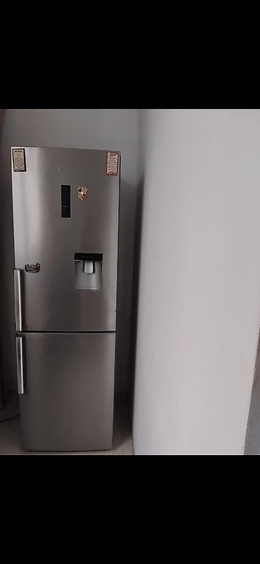 qazla qizdirici pec: 2 qapılı Hisense Soyuducu Satılır, rəng - Gümüşü, Dispenserli — 1