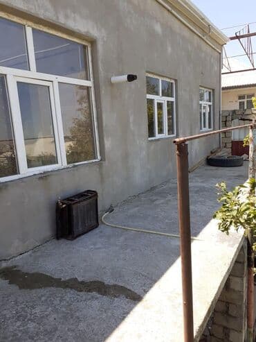 yevlax iş: Ev müşfiqabad qəsəbəsində təzə paliklinkanın yanında 4 sotda tikilib — 5
