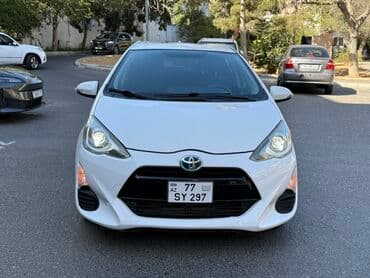 taksi ucun maşınlar: Toyota Prius: 1.5 l | 2016 il Hetçbek — 3