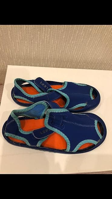 Столы для кормления: 26 razmer,yaxshi veziyyetde — 2