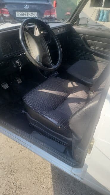 Yağlar və avtokimyəvi maddələr: Bu LADA 2107 model sedan avtomobil gündəlik istifadə üçün uyğundur — 2