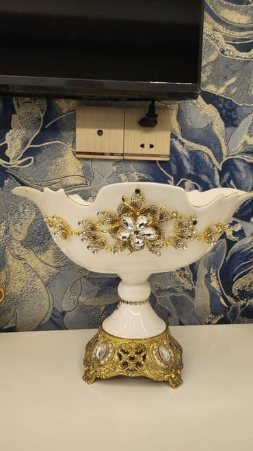 bohemia: Qedimi bogemalar satılır — 3