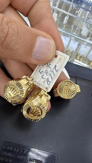 Личные вещи: В комплекте: Кольцо, Серьги, Желтое золото, 585 проба, 9 г — 1