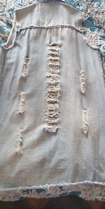 женские джинсовые жилетки: Şəkildə solğun düşüb.Cins materialdı.Elmlər metrosuna çatdırılma da — 1