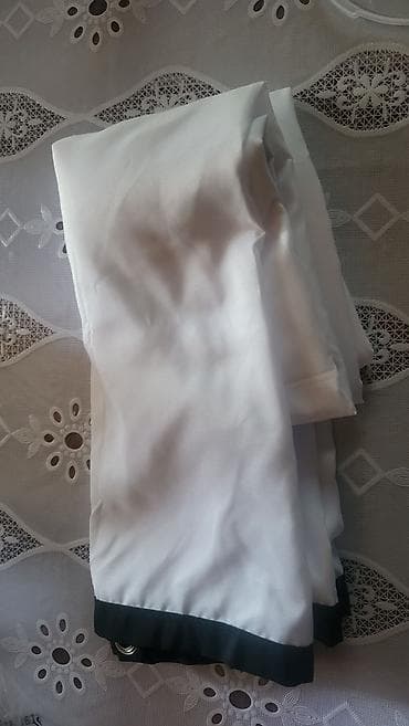 ucuz perde: Ağ rəngli pərdə – qara kənar haşiyəli, halqalı model - Material — 2