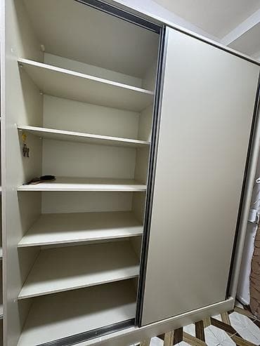 dolab satilir: 2 qapılı, Bej, Digər material, Kupe, Düz dolab — 5