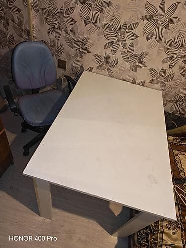 ucuz stular: Ağ rəngli masa - Sadə və minimal dizayn - Düzbucaqlı stolüstü, hamar — 4