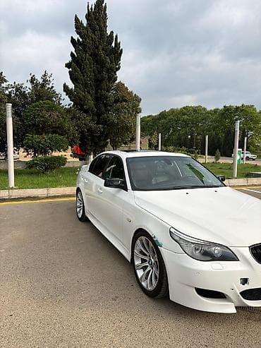 bmw satılır: BMW 5 Series (E60) sedan – ağ rəng, M paketli görünüş - Kuzov: 4 — 3
