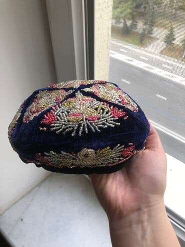 Antikvar araqçın velvet əl işidir. (İşlənmiş) Тюбетейка Təxminən