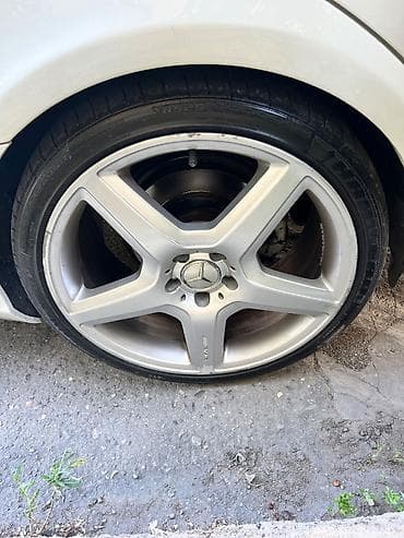 İşlənmiş Disk təkər AMG R 20, 5 Boltlu lalafo.az -da İşlənmiş Disk təkər AMG R 20, 5 Boltlu