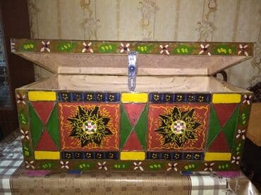 sandig: Qedimi sandixdir yaxsi veziyyetdedir hec bir qiriği yoxdur diger butun — 2