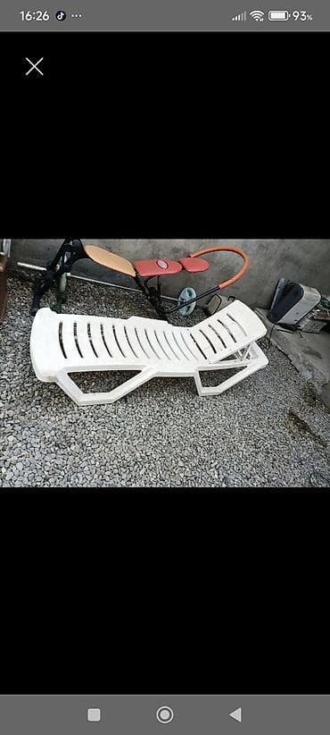 Plastik çimərlik/günəş kreslosu (şezlonq) - Rəng: ağ - Material