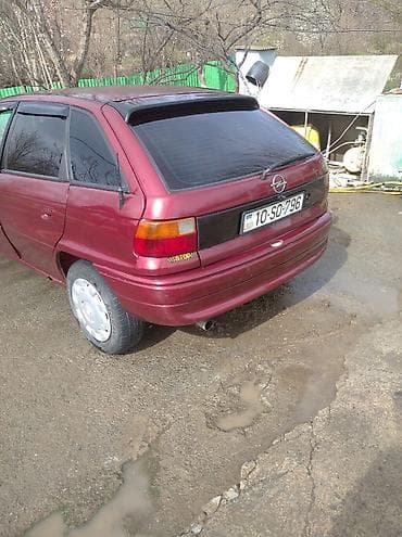 prius satışı: Opel Astra F hatchback, 5 qapı, tünd qırmızı rəng - Şüşələr: yan və — 3