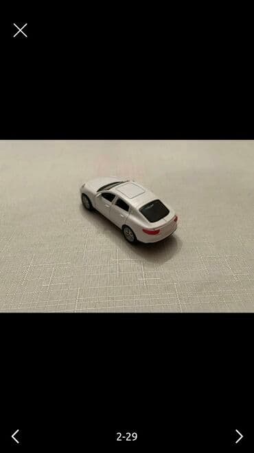 transformer stul yedizdirmək üçün: Təcili Satılır. Endirim Var. Tesla avtomobil modelka — 4