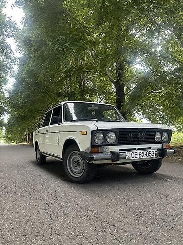 ford transit салон: VAZ 2106 sedan – klassik sovet modeli, ağ rəng. Karopka 4 işləy — 6