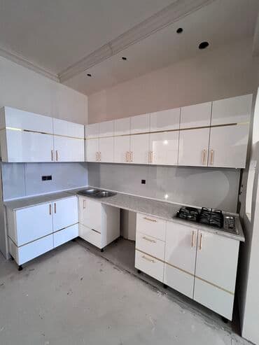 кухонная мебель на заказ: Кухонный гарнитур на заказ, Самозакрывающие петли, Ламинат гладкий, Бесплатная доставка — 5