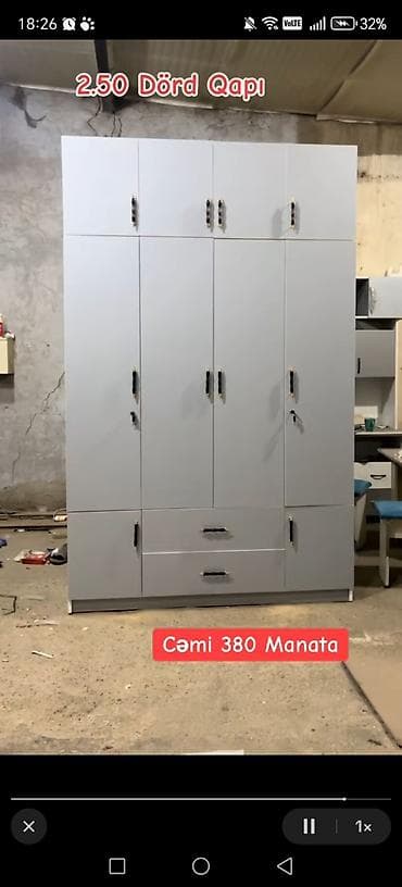 salon şkaf: 2.50 m ölçüdə dörd qapılı paltar şkafı - Rəng: açıq boz - Üst hissədə — 1