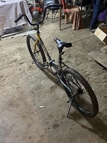 24 velosiped: Salam Aleykun 24 lük velosipetdir sürülmür qalıb qarajda heç bir — 2