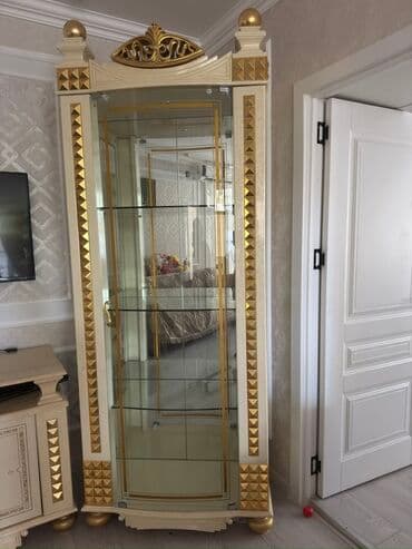 Açılan, 1 qapı Düz dolab, Qorka